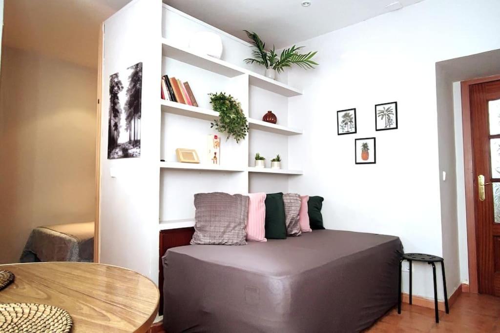 Estudio Lavapiés Cerca De Antón Martín * Madrid